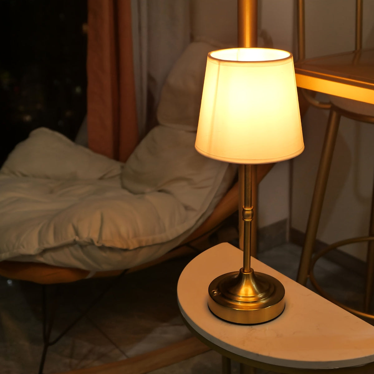 Dimmable Cordless Fabric Shade Table Lamp