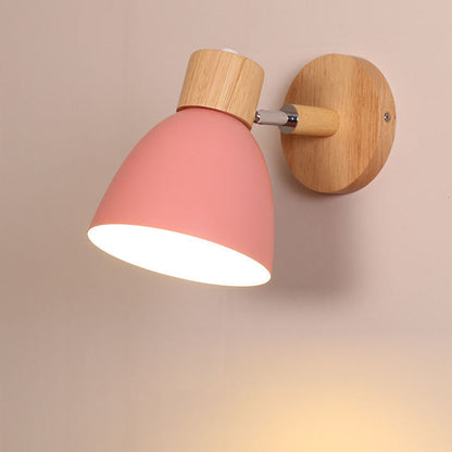 Wandleuchte Macaron aus Holz & Eisen