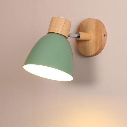Wandleuchte Macaron aus Holz & Eisen