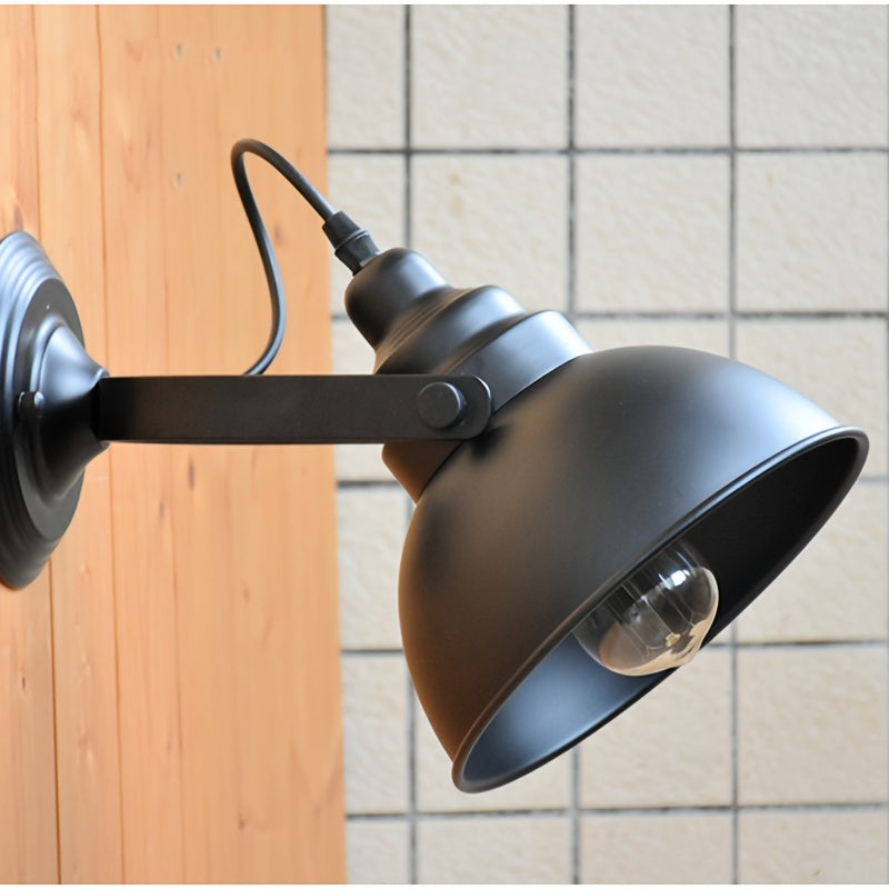 Verstellbare Industrie-Wandleuchte im Vintage-Stil