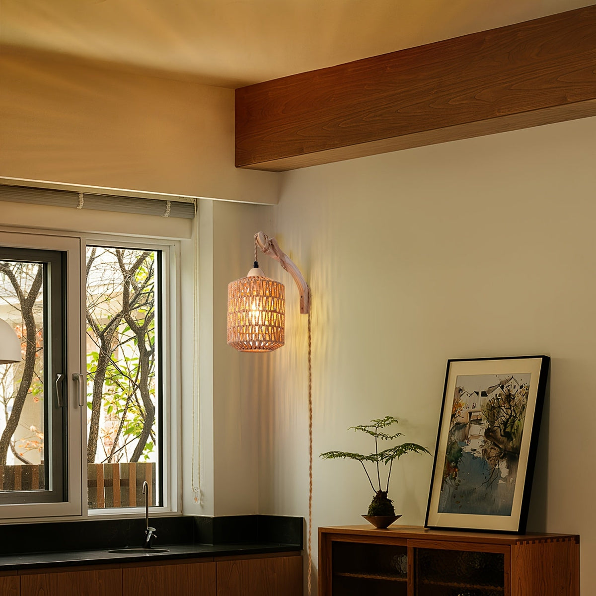 Boho-Wandleuchte aus Holz und Rattan mit Stecker