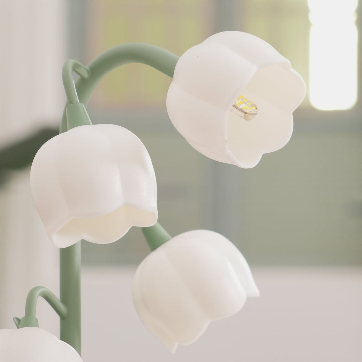 Bell Orchid Tulip Table Lamp