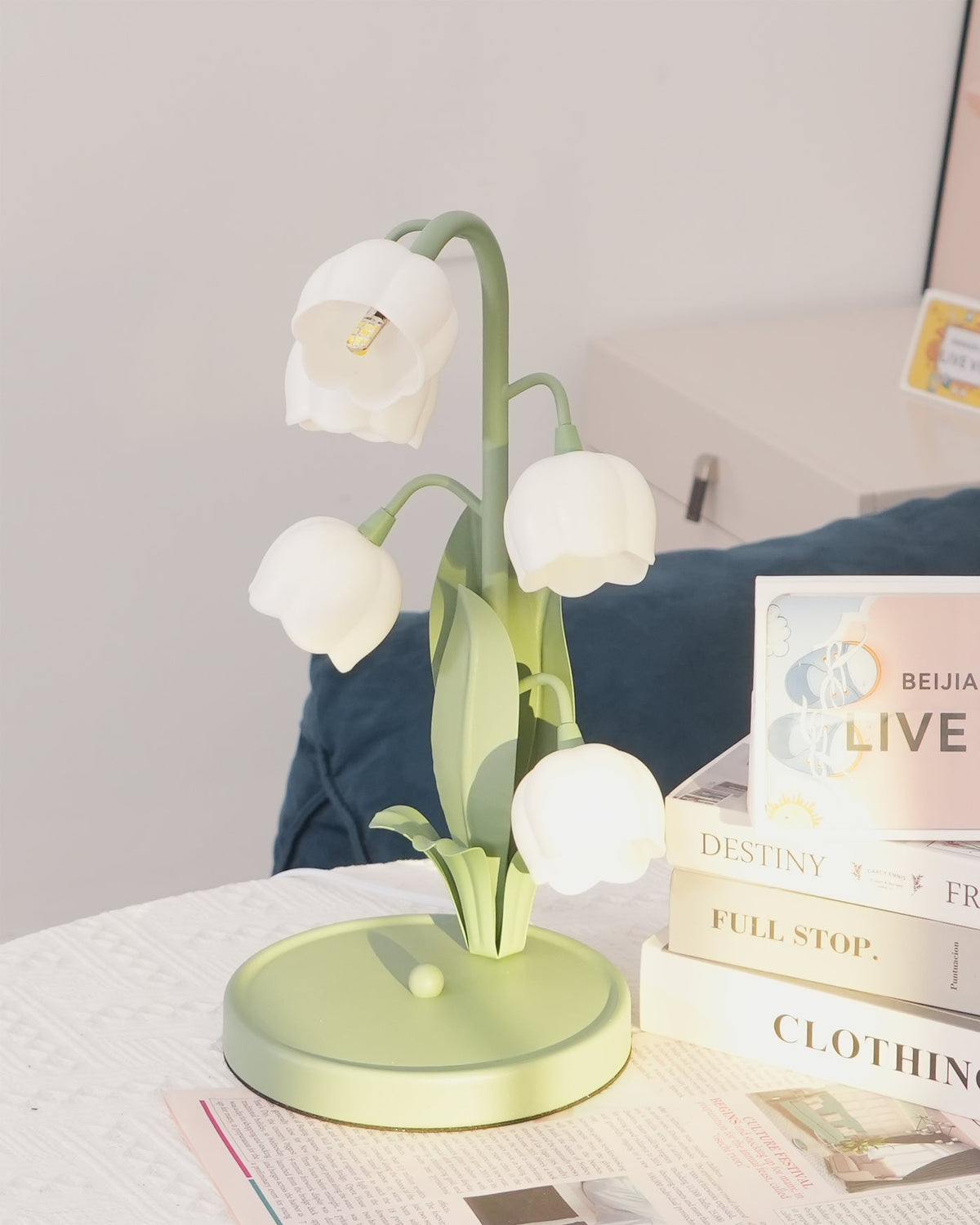 Bell Orchid Tulip Table Lamp