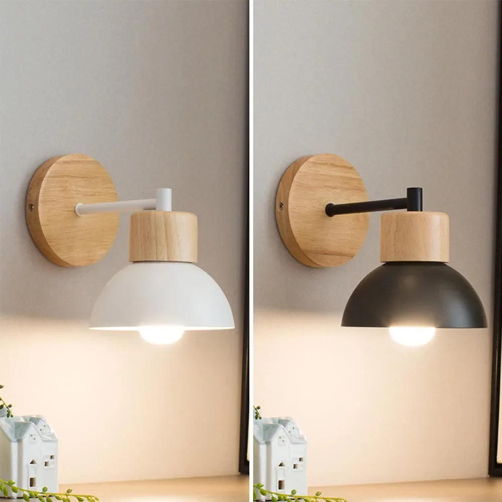 Wandleuchte aus Holz & Metall