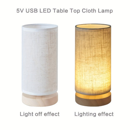 Moderne Holz-Tischleuchte mit USB-Anschluss