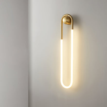 LED-Wandleuchte mit geschwungenem Acrylrahmen