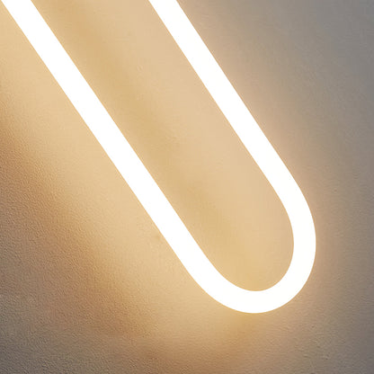 LED-Wandleuchte mit geschwungenem Acrylrahmen