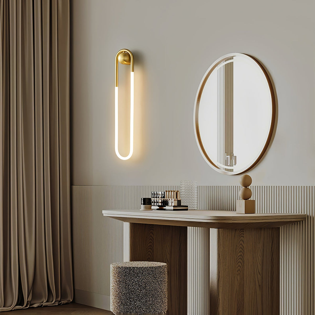 LED-Wandleuchte mit geschwungenem Acrylrahmen