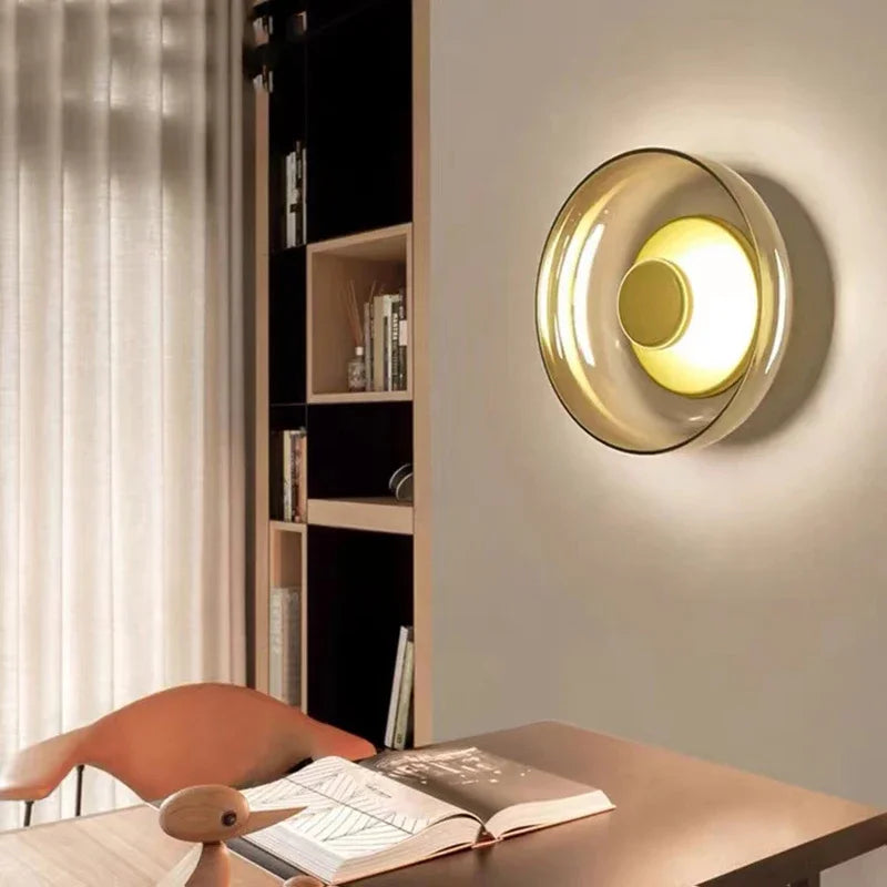 Nordische runde LED-Wandleuchte aus Glas
