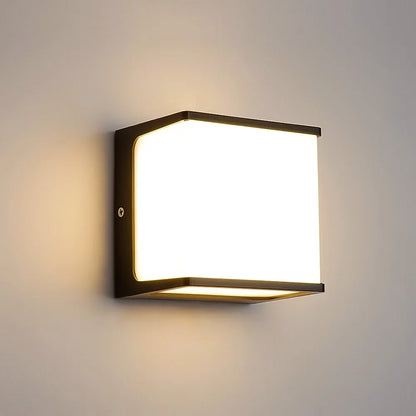 AeroCube IP65 LED-Wandleuchte für den Außenbereich