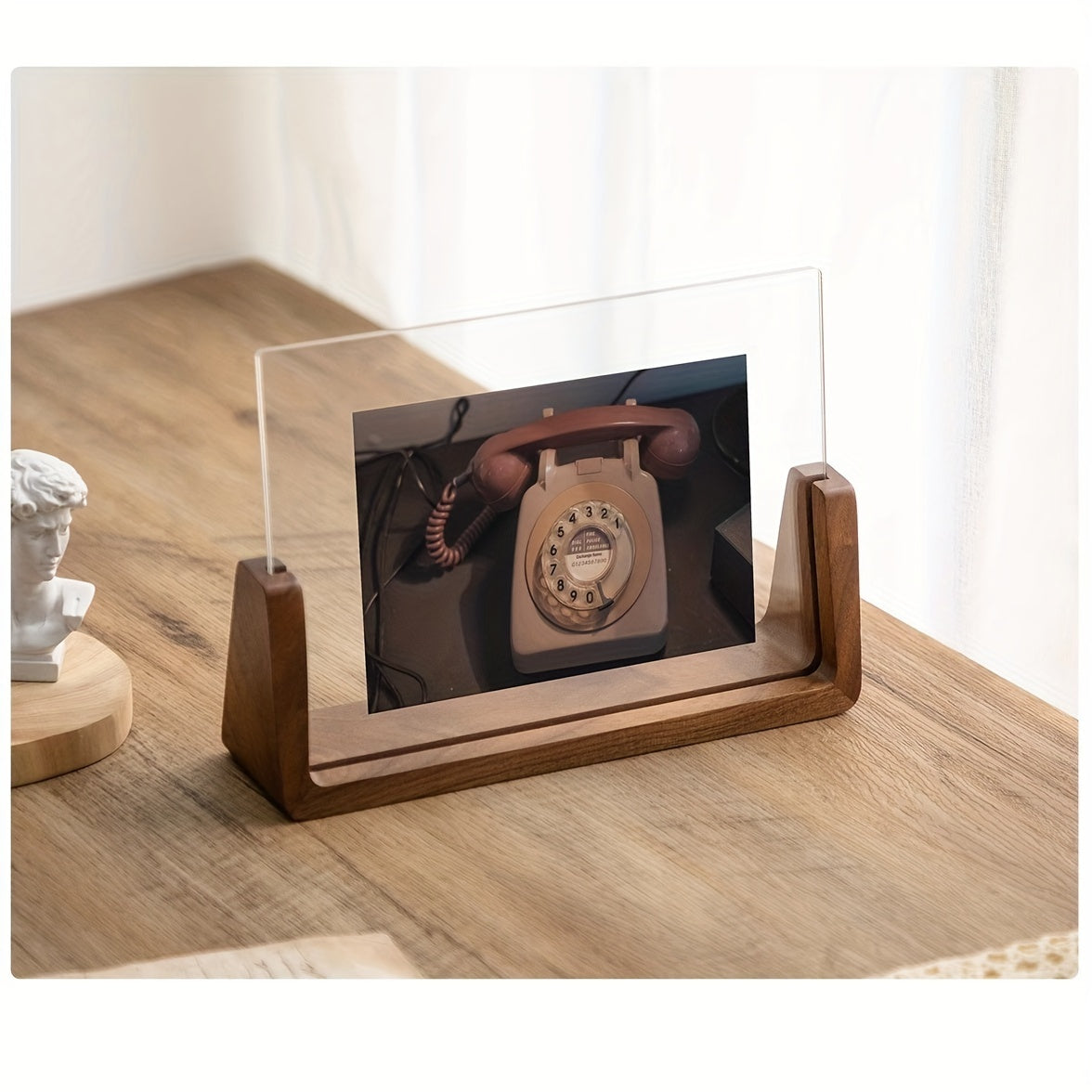 U-förmiger Bilderrahmen aus Acryl & Holz