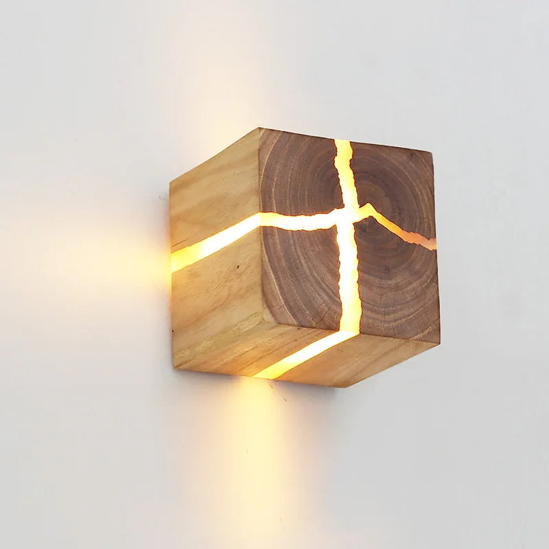 WoodAura Handgeschnitzte Holz- & Harz-Leuchte