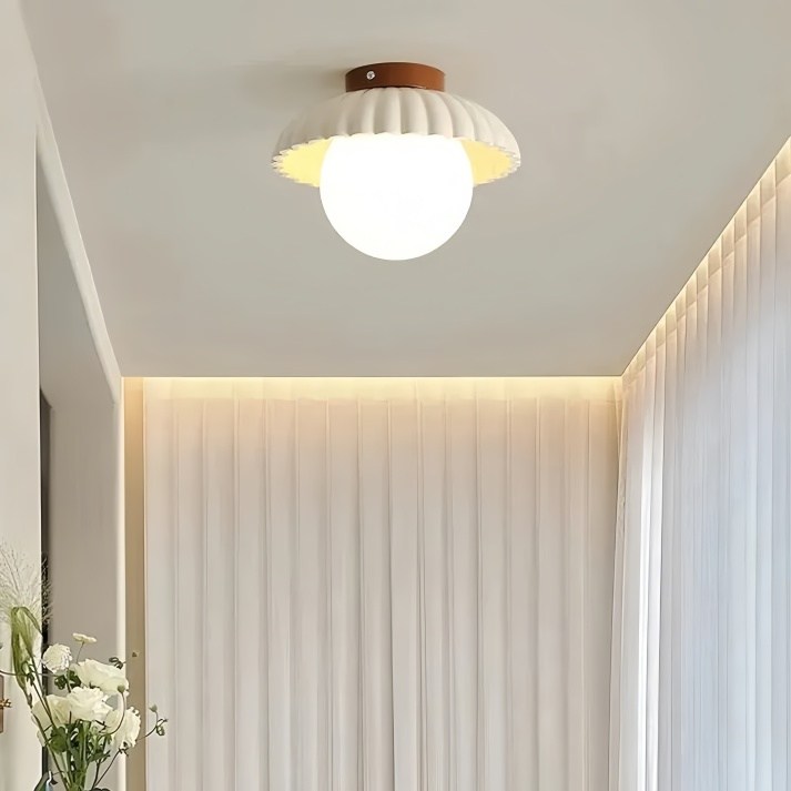 Deckenleuchte für den Flur aus geripptem Eisen und Glas