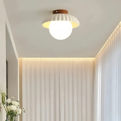 Deckenleuchte für den Flur aus geripptem Eisen und Glas